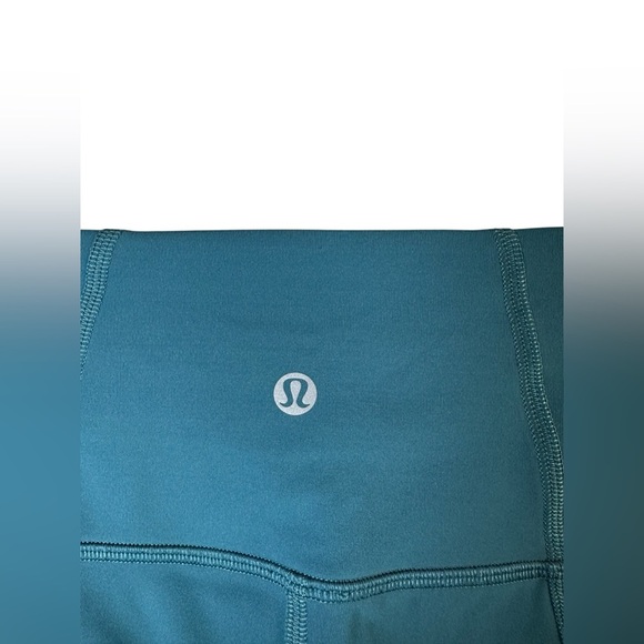 Lululemon Teal Green Swift Speed High-Rise Crop 23" Leggings Size 4 Pockets - Picture 7 of 8